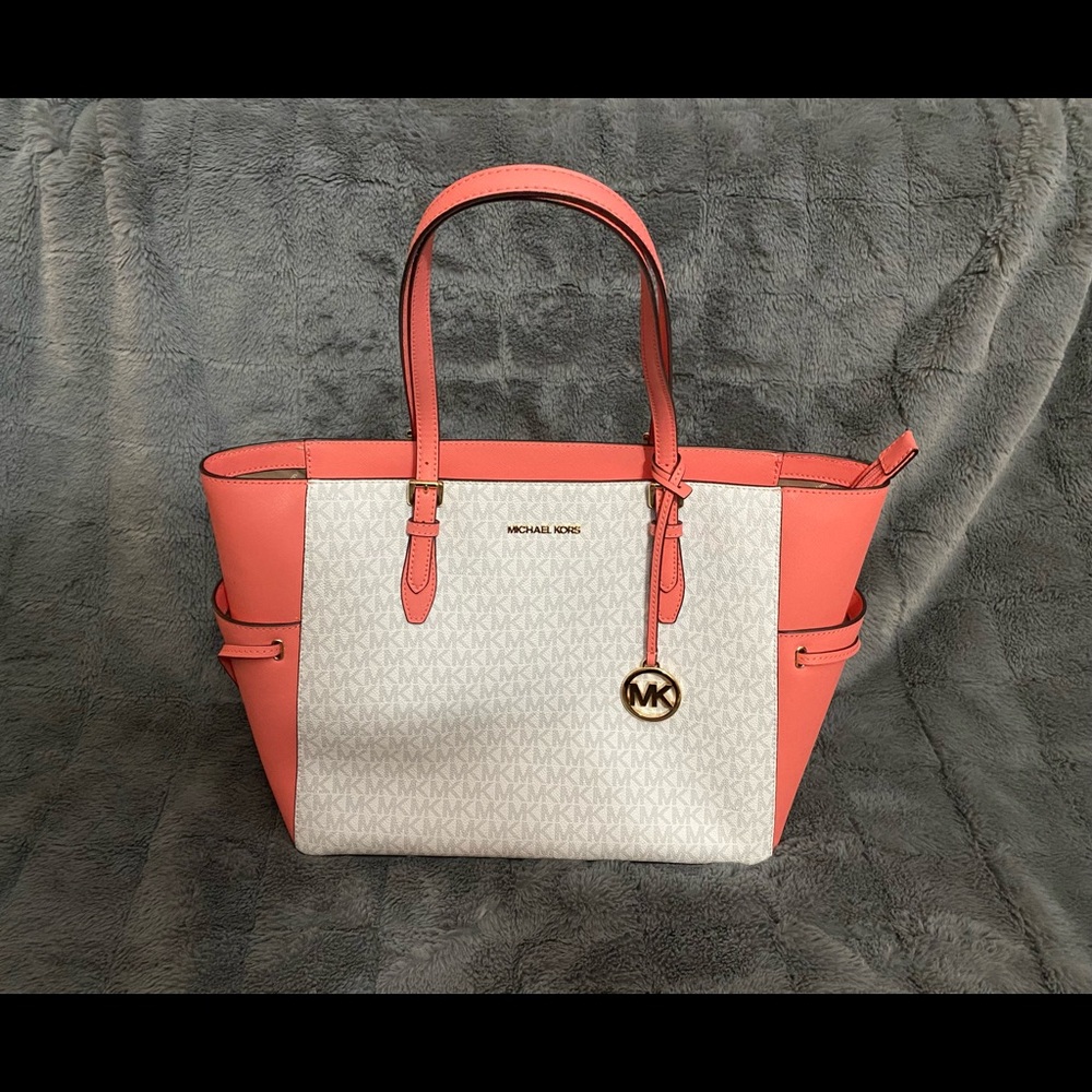 Michael Kors Gilly Tote